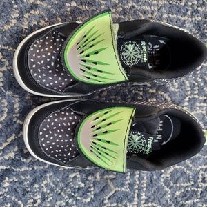 Reebok Black & Lime Sneakers Size 10C